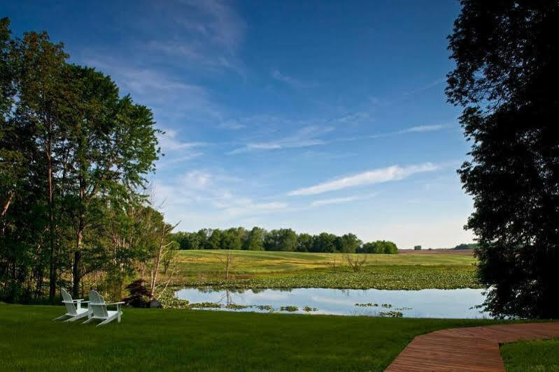 Castle In The Country Bed & Breakfast Inn Allegan Exterior foto